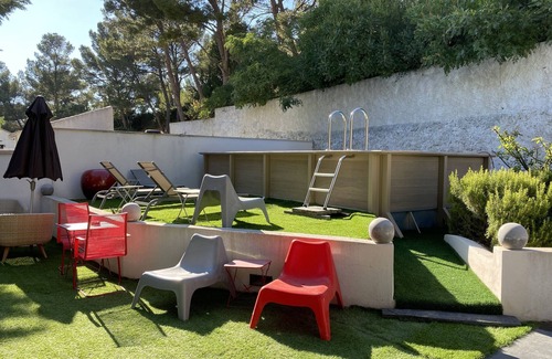 La Panouse Villa | A serene villa in the city yet in the country
