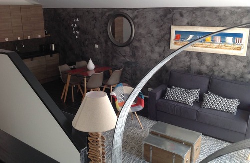 La Panouse Villa | A serene villa in the city yet in the country