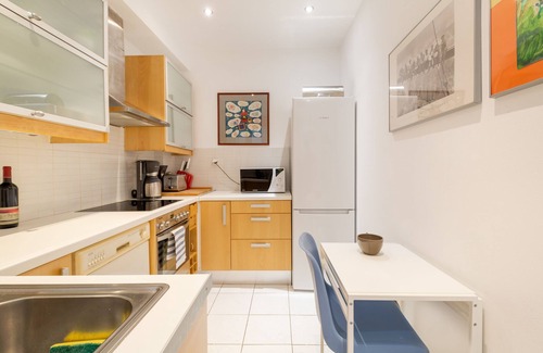 Pangrati Apartment | A shiny two-bedroom apartment in the hip area of Pangrati by Athenian Homes