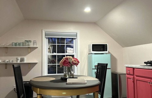 Franklin Apartment | A short walk from downtown Franklin, Indiana!