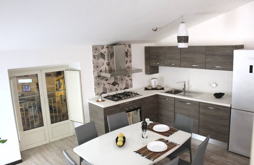 San Lucido House | A show of nature.Modern Style