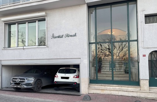 Kabatas Apartment | A Slice of Bosphorus