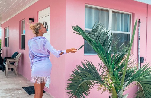 William's Town Villa | A Slice Of Tropical Paradise