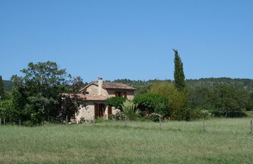 Villecroze House | A small stone house in Provence