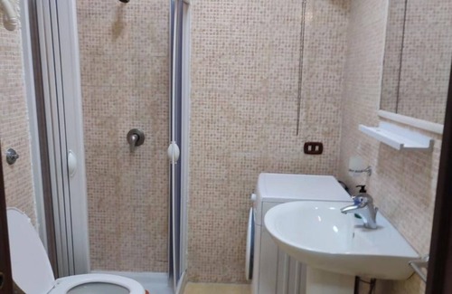 Molo Beverello House | A Soli 7 Minuti Dalla Stazione di Napoli