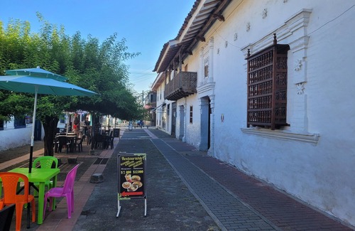 Cartago Apartment | ¡A Solo 3 Minutos del Centro de la Ciudad! Ideal Para Familias, Etc