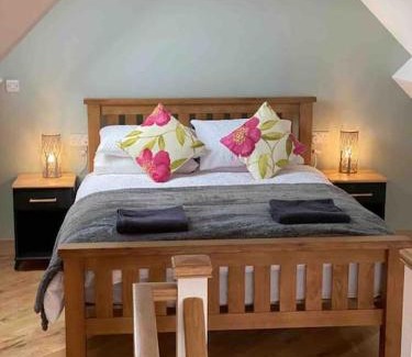 East Horrington Apartment | A space with amazing views and alpacas to enjoy