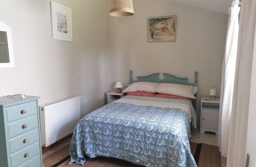 Saint-Ciers-sur-Bonnieure Cabin | A stone lodge set in the grounds of an old farmhouse in the Charente countryside