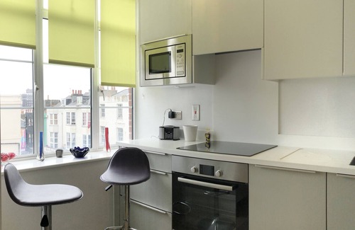 Montpelier Apartment | A Stone's throw from the beach luxury 2-bed apartment