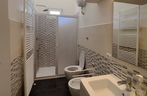 Ladispoli Apartment | A stone's throw from the sea in a central location awaits La Dimora Allegra