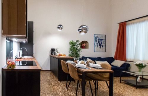 Historic Centre Apartment | A stone's throw from the Duomo - Deluxe