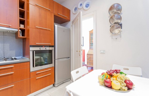 Oltrarno Apartment | A STONE'S THROW FROM UFFIZI MUSEUM Apartment Florence Ponte Vecchio View Luxury