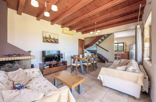Kolymbari Villa | A stone villa with private pool and panoramic sea view