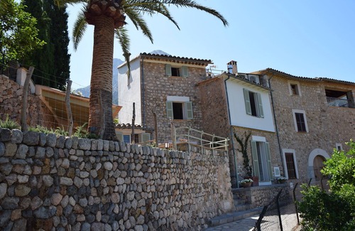 Biniaraix House | A stunning newly renovated town house with superb views.