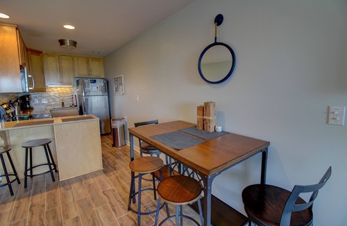 Duck Condo | A Stunning Oceanfront Condo, Flex-Stay with Minimum 3-4 Nights