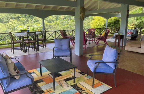 Roseau House | A stunning three bedroom Lodge in the middle of heavens nature