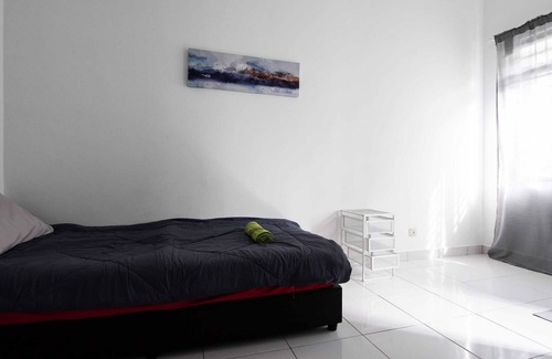 Gelang Patah House | A Stylish 4BR Home Near Legoland & Hello Kitty