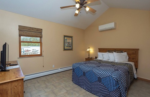 Michigan City Hotel | A Suite Place .5 mi from Beach