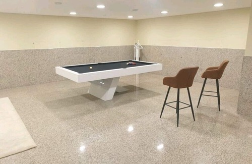 Gondifelos Apartment | a suite with a private bathroom