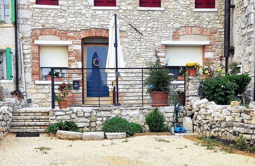Valdobbiadene House | A Tidbit - House from the 1800s in Valdobbiadene