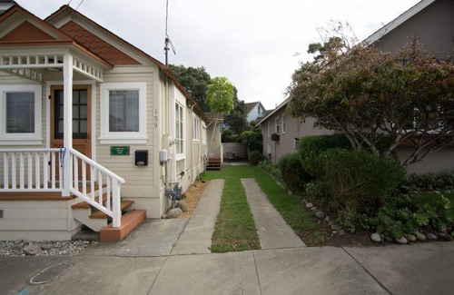 Pacific Grove House | A Tiny House - Pacific Grove House - Small is Beautiful