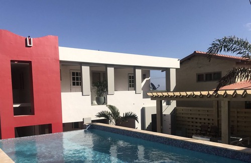 Boegoeroei Apartment | A Total Of 7 Fully Renovated Accommodations In One Complex.