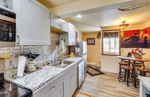 Grangeville Apartment | 'A Touch of the West' Scenic Grangeville Apt!