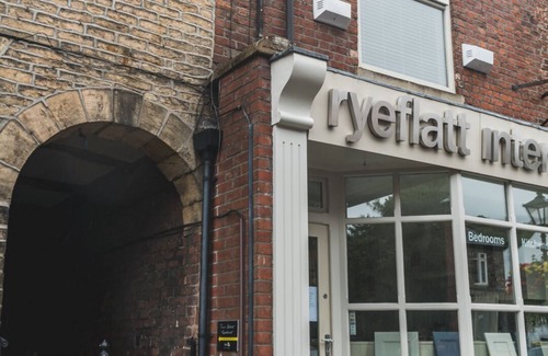Stockport Apartment | A Town House in the hub of Marple Bridge