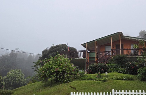 Canovanillas House | A traditional "casa de campo" with modern touches.