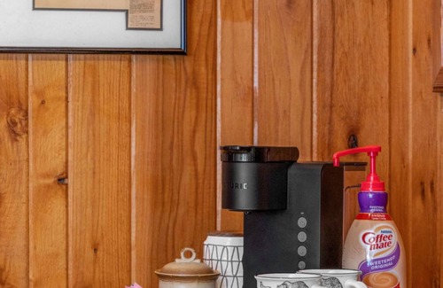 Pine Level Cabin | A True Logger's Cabin in Prattville