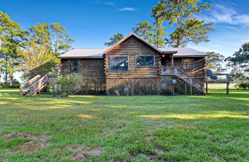 Ridgeland House | A True Nature Lover's Island Retreatw/Private Dock