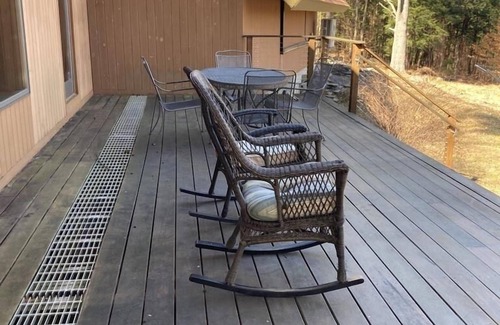 Ashfield House | A True Shangri-La-Country Retreat W/Pond, Gardens and Huge Deck and View