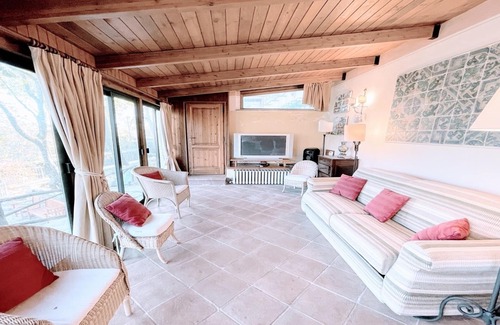 Spoleto Cottage | A two floor cottage with 2 patios + patio/garden - sleeps 2/3