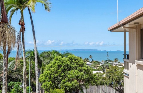 Barlows Hill House | A unique guest house, with views to Keppel Islands