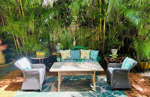 Navarro House | A urban oasis, private, peaceful, gated community.