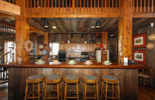 Taylors Island Cabin | A Vacation Away From It All-Family And Pet Friendly