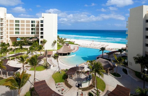 Zona Hotelera Resort | A Vacation to Remember - Westin Lagunamar Studio (400SqFt) OCEAN VIEW