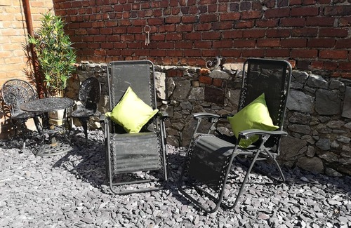 Prestatyn Cottage | A Victorian laundry now a little (25'x8') dog-friendly let 5mins to town & beach