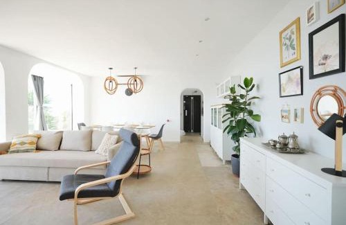 Mas Ram Villa | A+View Private Terrace Private Pool Family Fun