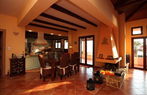 Karystos Villa | A Villa Just On The Beach