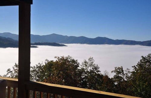 Bryson City Cabin | A Walk in the Clouds
