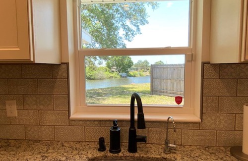 Port Charlotte House | A Waterfront pet friendly Villa, 5 min. to Charlotte Harbour Beach & Punta Gorda