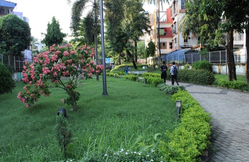 Salt Lake House | A well planned area free from noises , pollution.