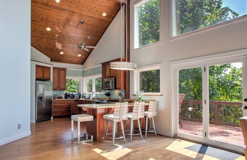 Rambling Ridge House | A Whispering Stream | Luxurious Mountain Home | Hot Tub and Sauna