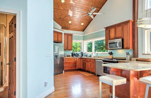 Rambling Ridge House | A Whispering Stream | Luxurious Mountain Home | Hot Tub and Sauna