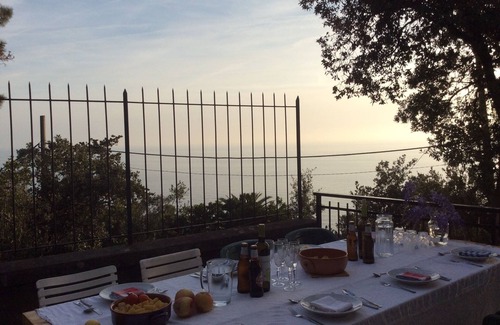 Framura Apartment | a wide apartment in front of the sea and surrounded by woods