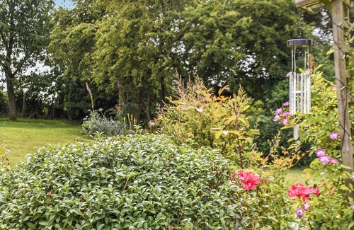 Surlingham Cottage | A wonderful getaway standing in the National Park Norfolk Broads.