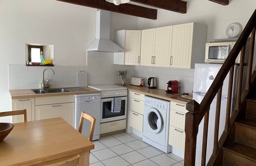 Caurel Cottage | A wonderful stone cottage sleeps up to 5, is set in a quiet lane yet near to shops, lake etc.