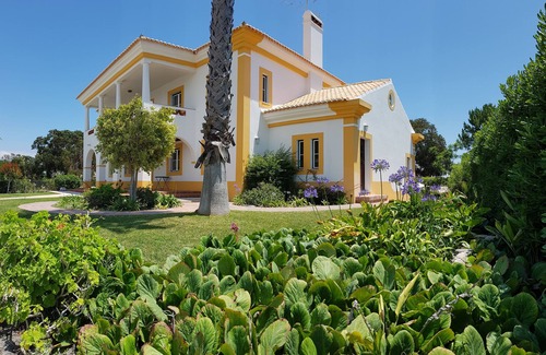 Carvalhal Villa | A wonderful typical home, walking to beach, with view on the sand dune and lake