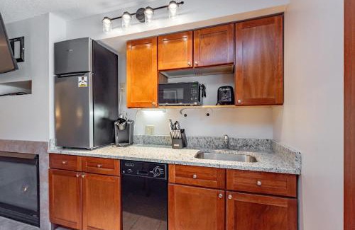 Thayerville Apartment | A124 Studio Standard View